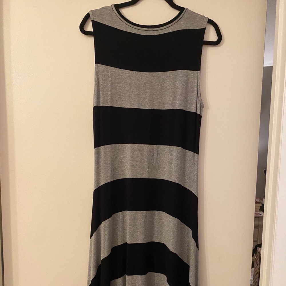 Vince Camuto shin length asymmetrical dress